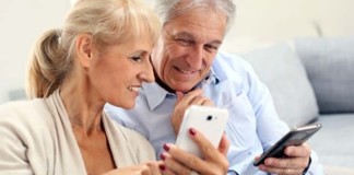 Over 65 sempre connessi, digital e amano la tecnologia