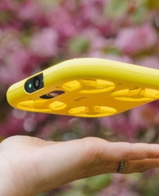Nell'immagine il mini drone Pixy prodotto dalla Snap Inc, l’azienda madre del social network Snapchat - Smart Marketing
