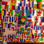 Le 100 bandiere che raccontano il mondo di Tim Marshall ci spiega che una bandiera non è solo un pezzo di stoffa legato ad un’asta