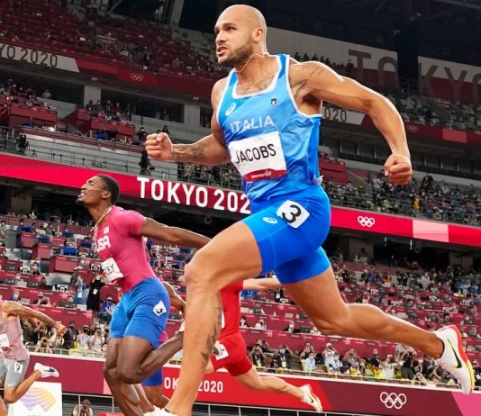 Nell'Immagine Marcell Jacobs alle Olimpiadi di Tokyo - Smart Marketing