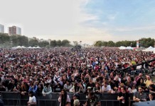 Nell'immagine la folla immensa degli spettatori del Concerto del 1° Maggio a Taranto - Smart Marketing